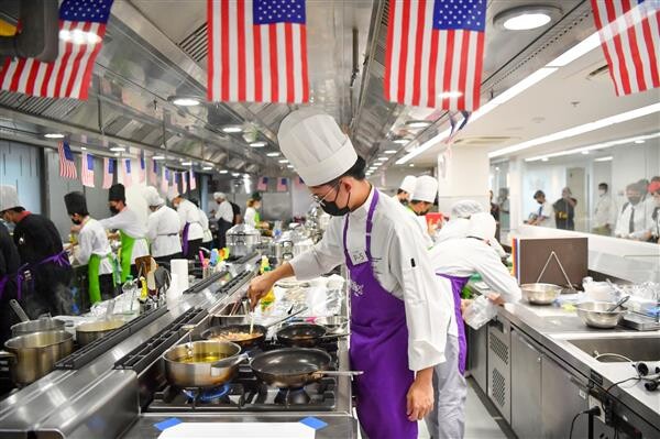 วิทยาลัยดุสิตธานี "คว้ารางวัลอย่างต่อเนื่อง" ในรายการแข่งขัน "The 3rd American Potatoes Culinary School Training 2022"