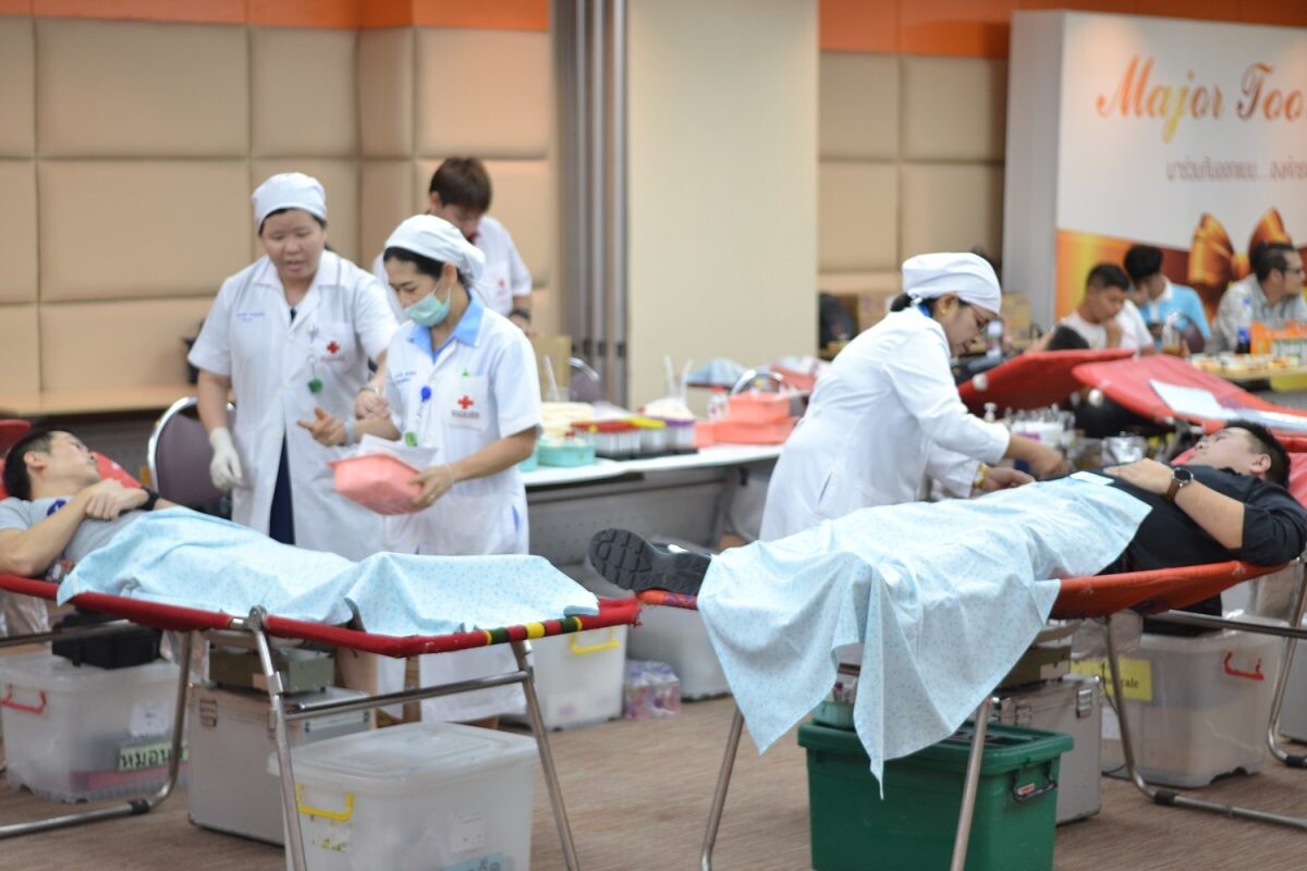 เมเจอร์ ซีนีเพล็กซ์ กรุ้ป ร่วมกับ สภากาชาดไทย เปิดรับบริจาคโลหิตสำรองช่วยผู้ป่วย 19 มกราคมนี้ ที่ เมเจอร์ ซีนีเพล็กซ์ รัชโยธิน ผู้บริจาครับบัตรดูหนังฟรี 1 ที่นั่ง