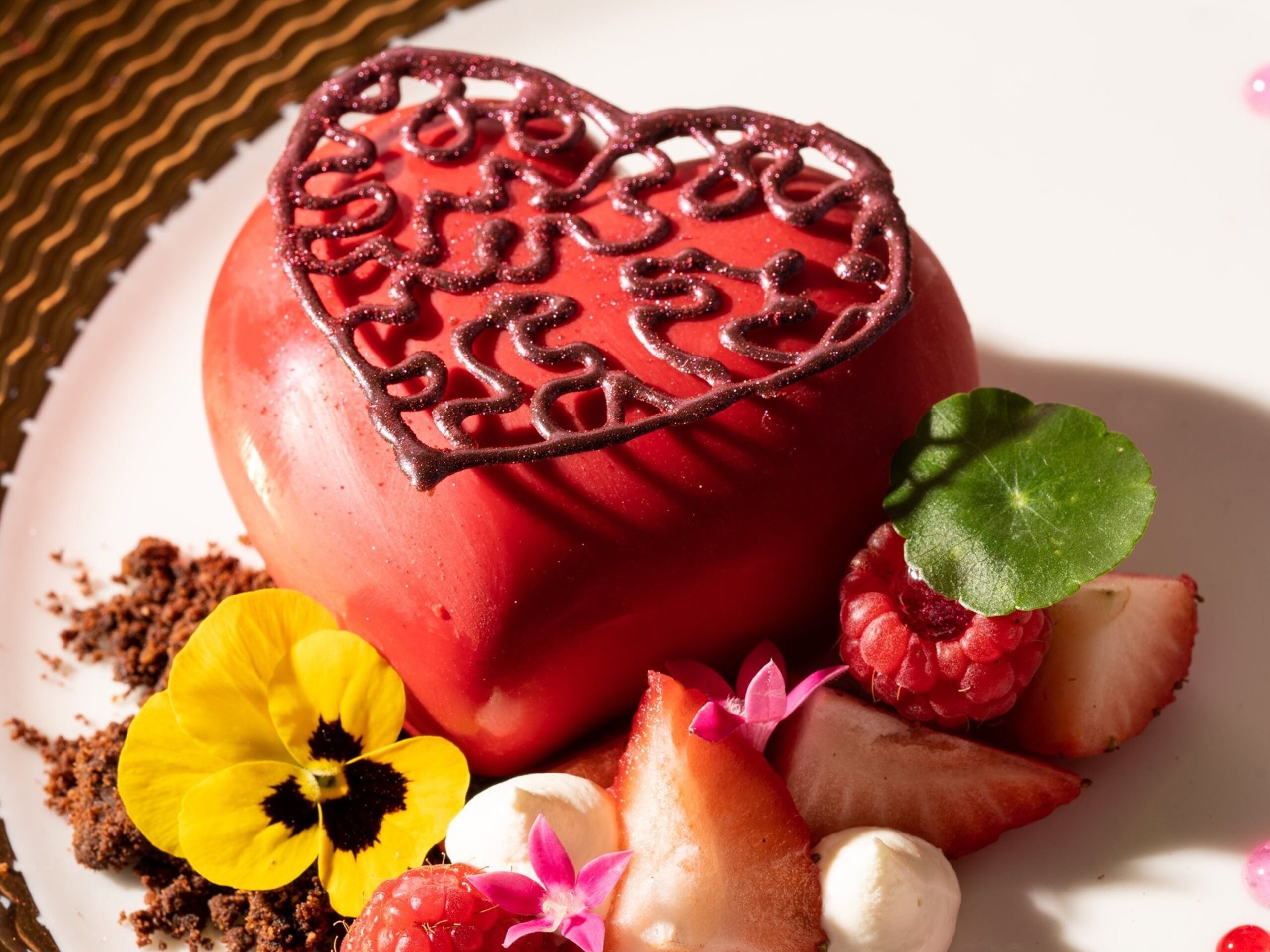 Elegant Dining from the Heart: Signature Restaurants at Anantara Siam Bangkok Mark Valentine's Day with Indulgent experiences