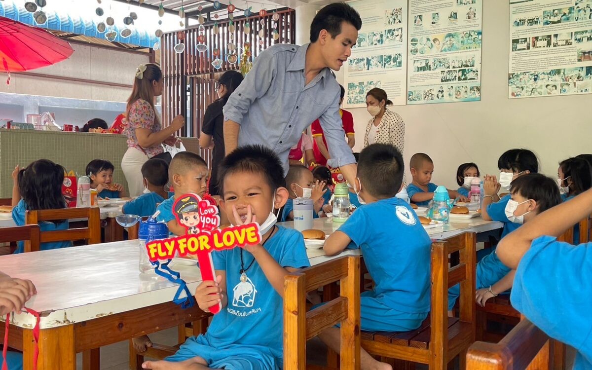 ไทยเวียตเจ็ทปันสุข ณ มูลนิธิเด็กอ่อนในสลัมฯ บ้านแห่งความหวัง