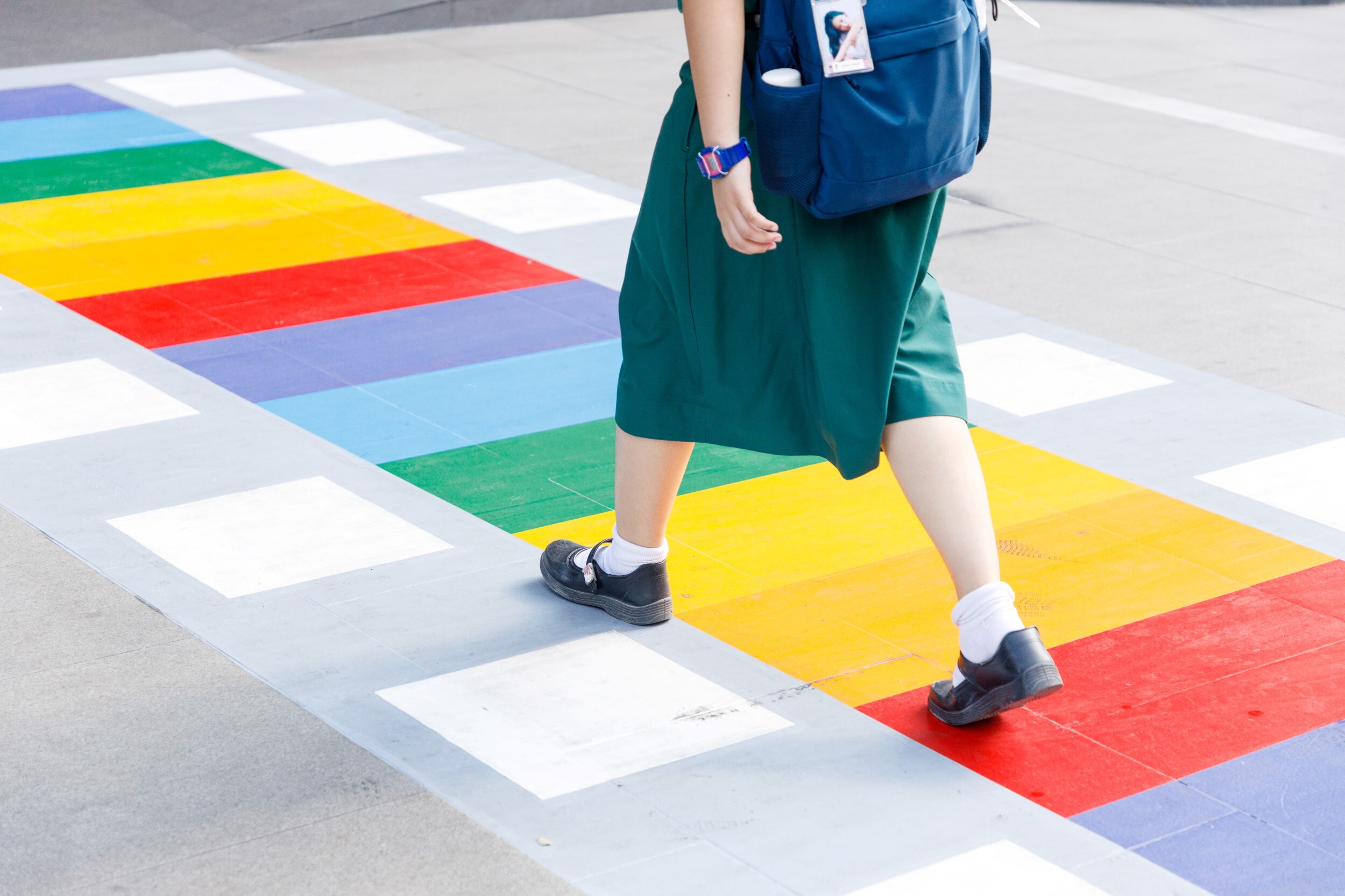TOA ร่วมฉลอง Pride Month ด้วยสีสันแห่งความหลากหลาย เนรมิตทางม้าลายสีรุ้ง เชื่อมต่อทุกพื้นที่ @สามย่านมิตรทาวน์