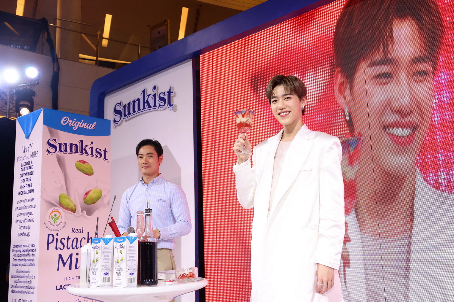 สุดเซอร์ไพรส์! พีพี กฤษฏ์ ร่วมทำเมนูพิเศษ ในงาน "The Official Launch of Sunkist Pistachio Milk's Brand Presenter "PP Krit"