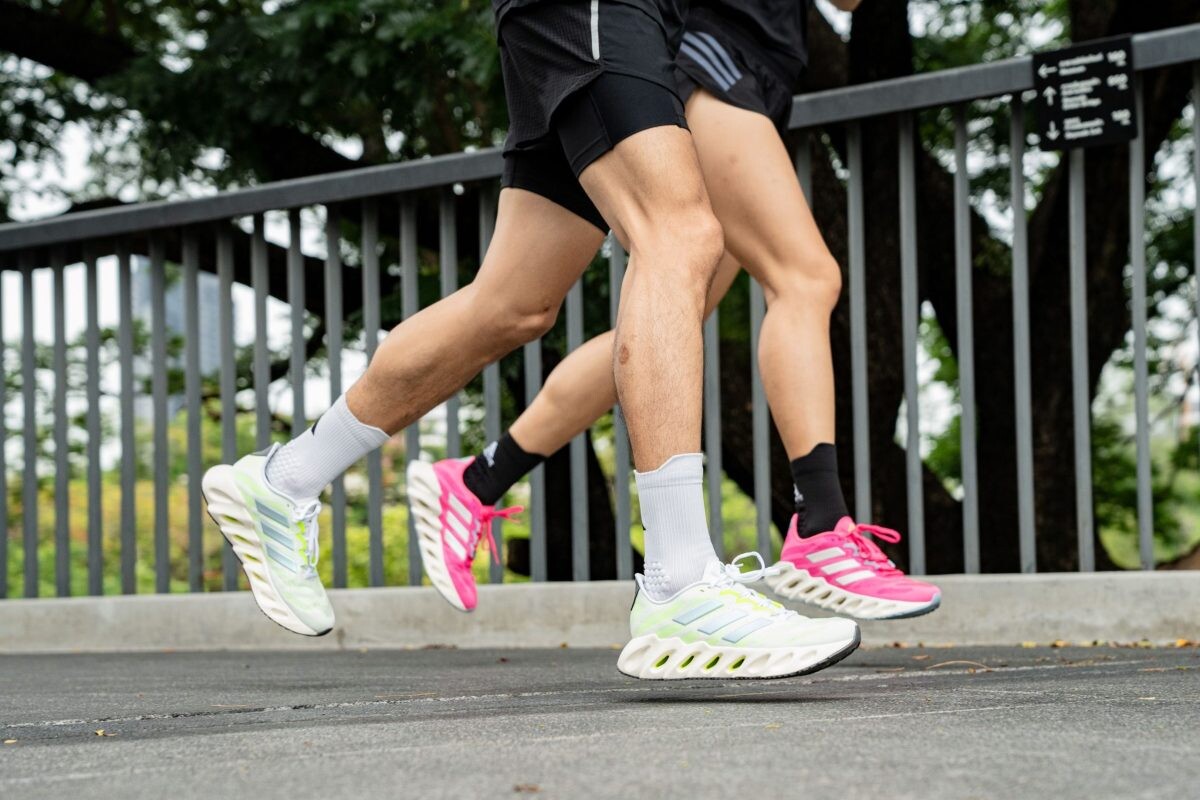 อาดิดาส เปิดตัว SWITCH FWD รองเท้าวิ่งที่สวิตซ์คุณไปข้างหน้า เปลี่ยนน้ำหนักให้เป็นแรงส่ง เพื่อขับเคลื่อนนักวิ่งไปข้างหน้าในทุกย่างก้าว