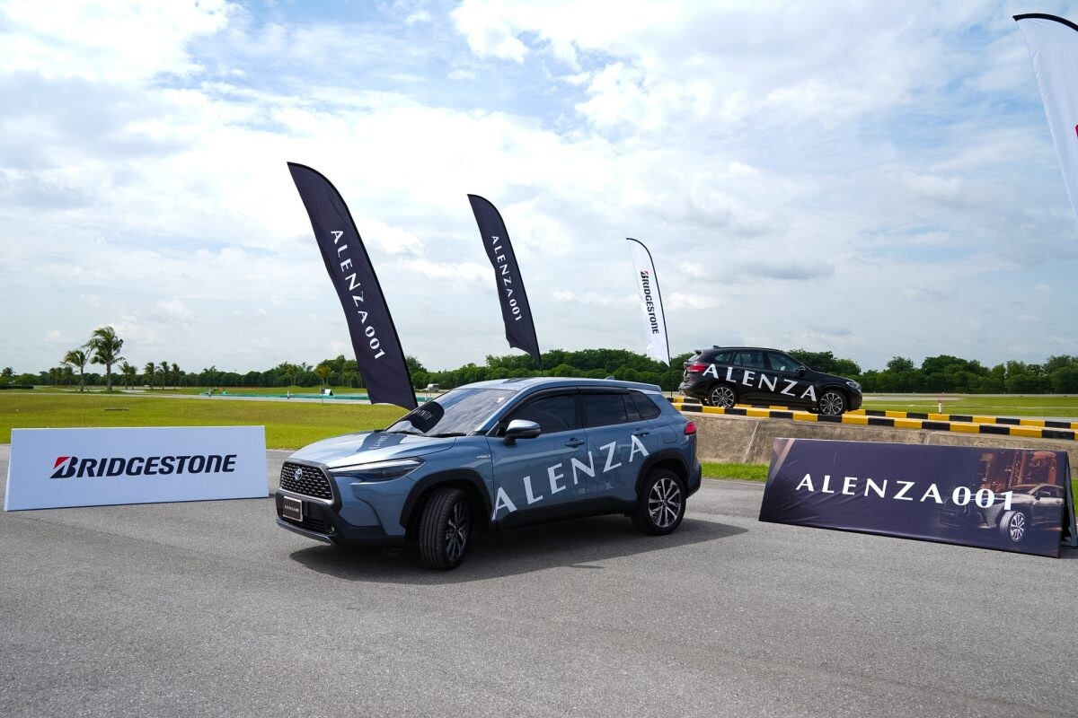 บริดจสโตนเปิดตัว "BRIDGESTONE ALENZA 001" ยางขนาดใหม่สำหรับรถยนต์พรีเมียมครอสส์โอเวอร์ มอบประสบการณ์การขับขี่กับ "ดีไซน์เพื่อขีดสุดแห่งสมรรถนะในทุกจุดหมาย"
