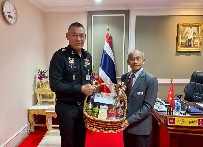 ม.ศรีปทุม ร่วมแสดงความยินดี พลโท วรวุฒิ วุฒิศิริ ในโอกาสเข้ารับตำแหน่ง รองเสนาธิการทหาร กองบัญชาการกองทัพไทย