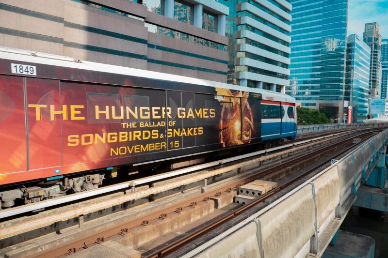 เตรียมมุ่งหน้าสู่ "แคปิตอล" ไปกับขบวนรถไฟ The Hunger Games: The Ballad of Songbirds & Snakes ตั้งแต่วันนี้ ทุกชานชาลา