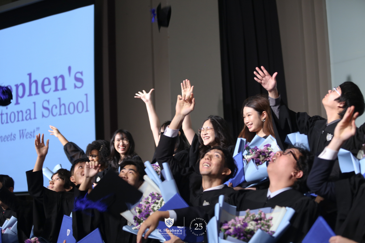 โรงเรียนนานาชาติเซนต์สตีเฟนส์ (กรุงเทพฯ) สุดปลื้ม มีนักเรียนคว้ารางวัล High Achievement Award ในไทยถึง 3 ราย