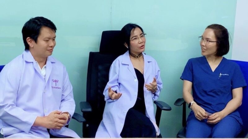 TRP (ธีรพร) ต้อนรับศัลย์แพทย์ "สิงคโปร์-เวียดนาม" ตอกย้ำการเป็นผู้นำศัลยกรรมความงามเฉพาะบนใบหน้าของประเทศ