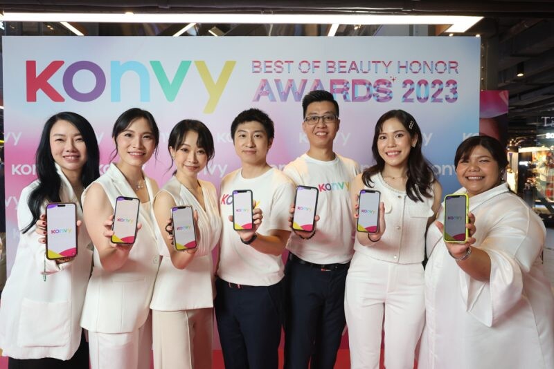 Konvy บิวตี้อีคอมเมิร์ซอันดับ 1 ของไทย จัดงาน "Konvy Best of Beauty Honor Awards 2023" ประกาศรางวัล 50 สุดยอดผลิตภัณฑ์ความงามแห่งปี