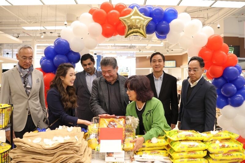 "ภูมิธรรม" ถกผู้นำเข้า-ห้างรายใหญ่ ดันสหรัฐตลาดสำคัญรับซื้อข้าว-สินค้าไทย