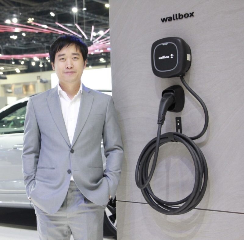 Power Work ชี้ตลาดอีวีไทยคึกคัก ล่าสุดปิดดีลแบรนด์เกาหลียักษ์ใหญ่ "ไอออนิค 5" จาก "ฮุนได" กางโรดแมป 1 ปี ปักหมุดผู้นำ EV Charger ไทยมาตรฐานสากล