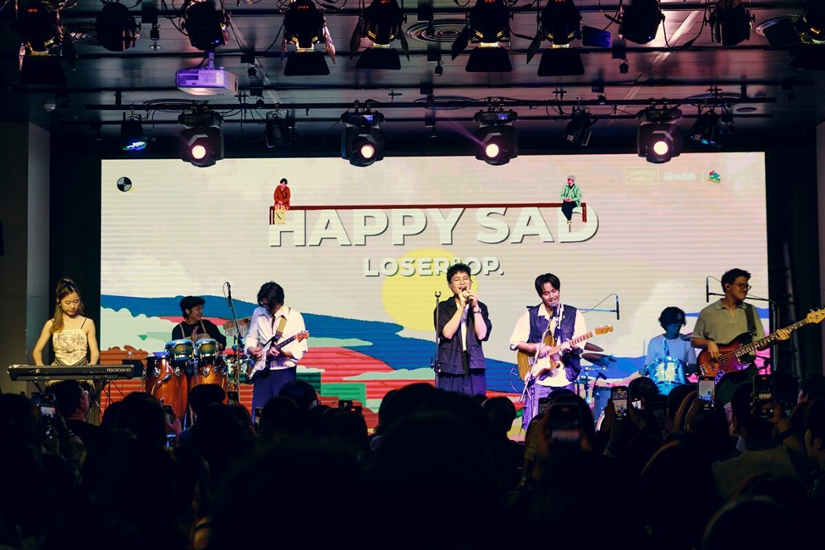 "loserpop" ชวนแฟนจัดงาน "Happysad Concert" เต็มอิ่มประทับใจแฟนเพลงกว่า 200 คน หลังอัลบั้ม Sold Out ในพริบตา