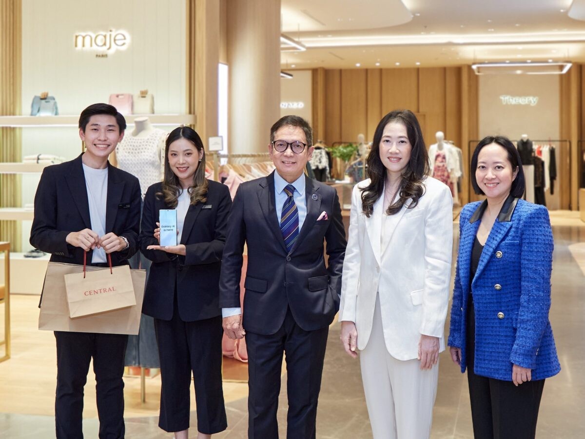 "ห้างเซ็นทรัล ในเครือเซ็นทรัล รีเทล" ร่วมกับ "การท่องเที่ยวแห่งประเทศไทย" และ "ซัมซุง" เปิดตัว "Central Interpreter Service โดย Galaxy S24 Series"