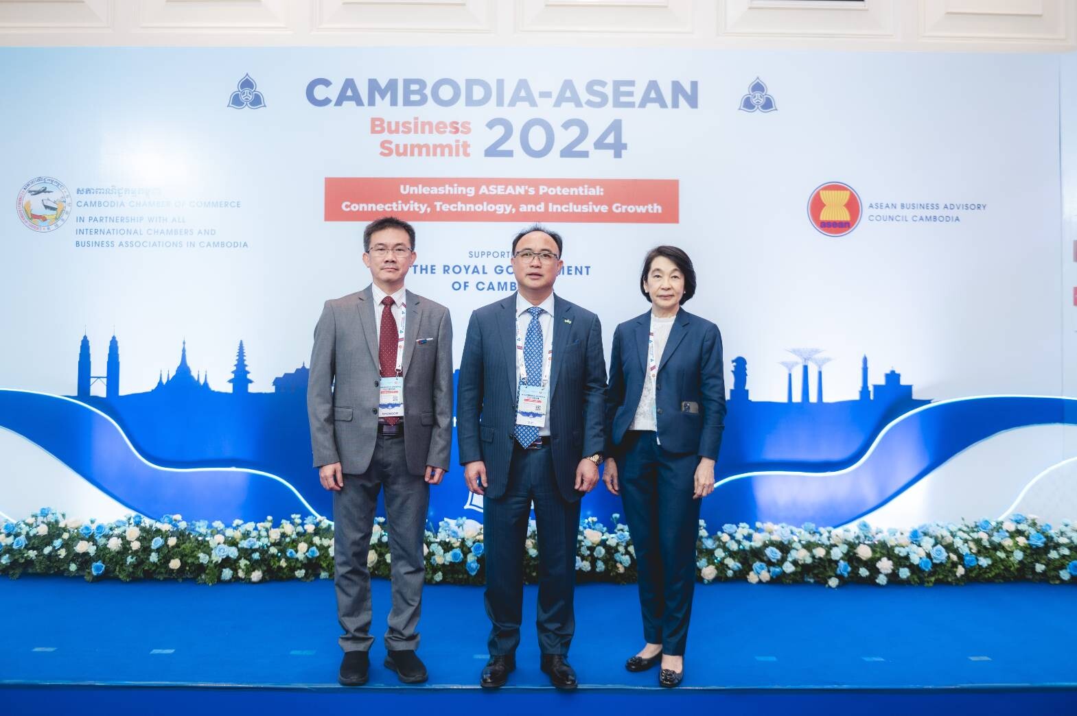 โรงพยาบาลกรุงเทพฯ โชว์ศักยภาพธุรกิจการแพทย์ของไทย บนเวทีอาเซียน ในงาน "The CAMBODIA-ASEAN BUSINESS SUMMIT 2024" ประเทศกัมพูชา