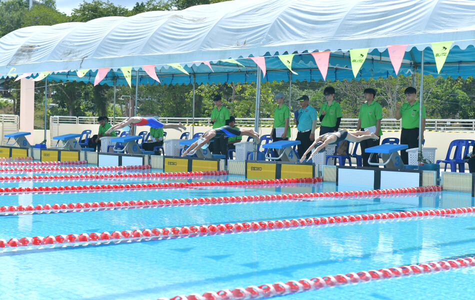 เปิดสระว่ายน้ำชลเดชน์ และประเดิมการแข่งขันว่ายน้ำระดับประเทศ